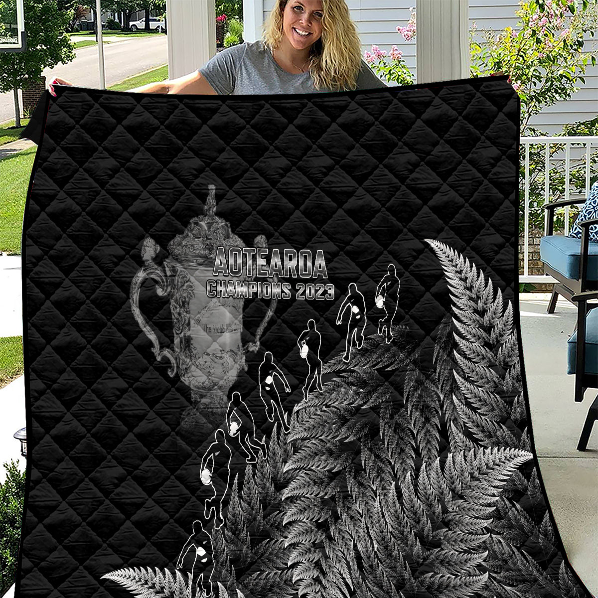 custom-new-zealand-silver-fern-rugby-quilt-all-black-go-champions-2023-with-trophy-proud