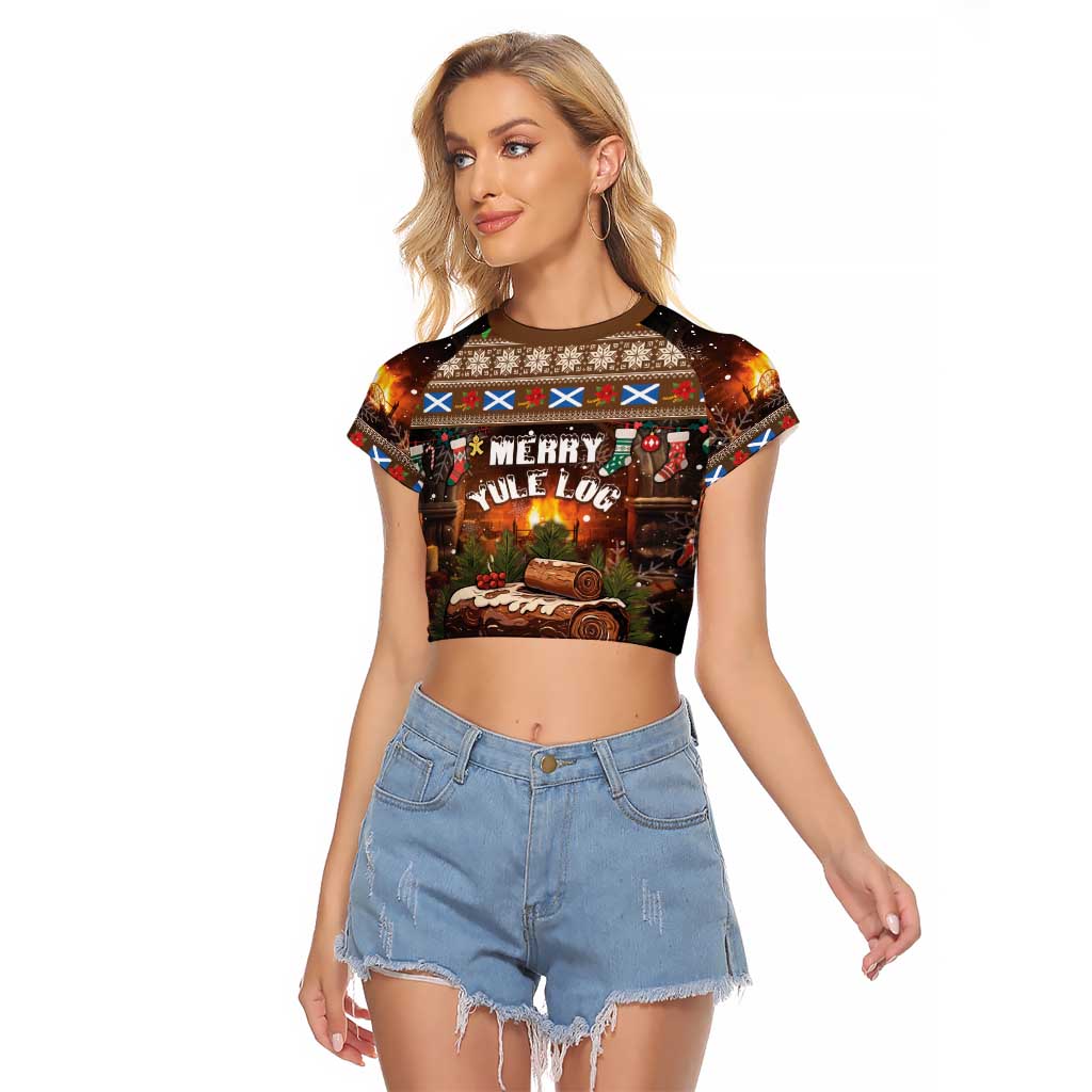 Scotland Christmas Raglan Cropped T Shirt Merry Yule Log