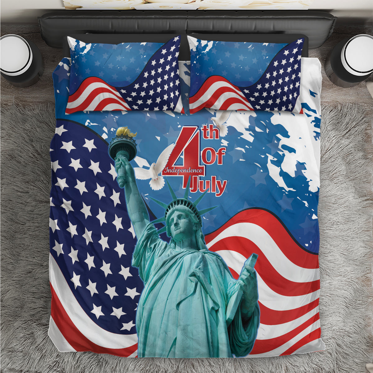 4th of July bedding set with Statue of Liberty, stars, stripes, and “7th of July” text