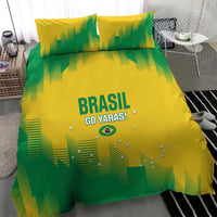 Yellow and green bedding set showing duvet and pillowcases with Brasil Go Yaras print