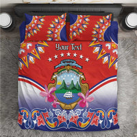 Red, blue and white Independence-style bedding set with crest emblem and “Your Text”.
