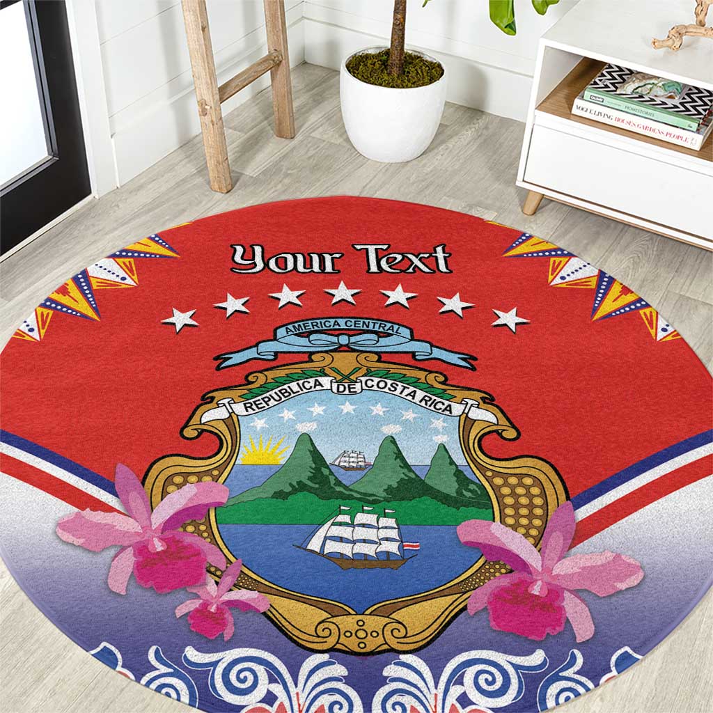 Round red rug featuring Costa Rica crest, stars, flowers, and “Your Text”
