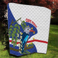 White quilt with diamond quilting and Cape Verde bird flag artwork