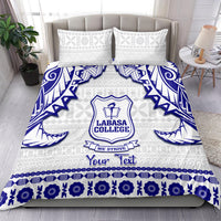 Tapa-pattern bedding set, white and blue, with two matching pillowcases and college crest