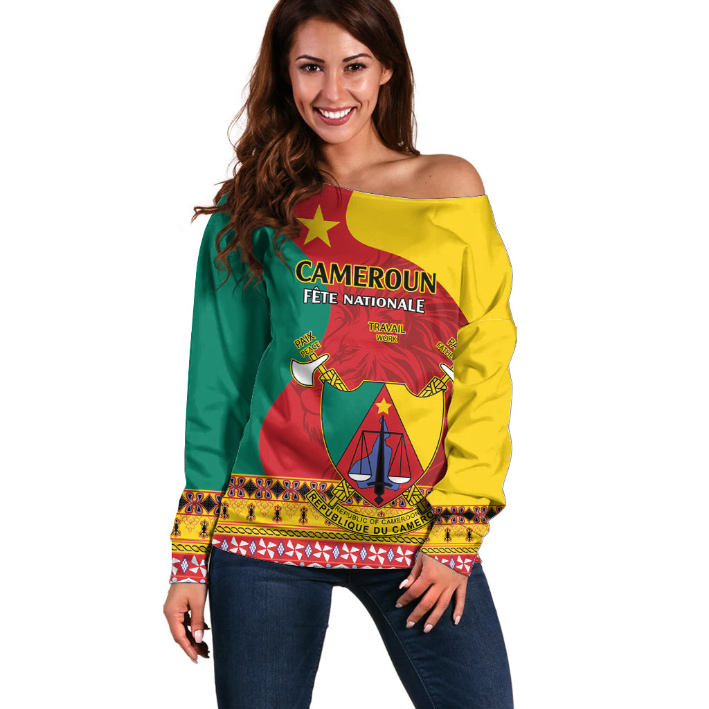 Personalised Cameroon National Day Off Shoulder Sweater Cameroun Coat Of Arms With Atoghu Pattern - Wonder Print Shop