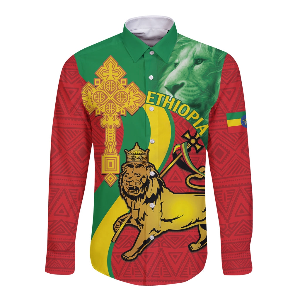 Unisex long-sleeve button shirt in red sleeves and green with lion crest graphic