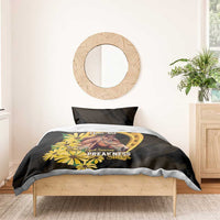 Black duvet with yellow horse, daisy flowers and text panel, with 2 coordinating pillows
