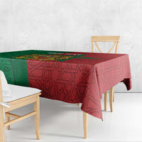 Morocco tablecloth corner view, green and red moorish geometric star pattern