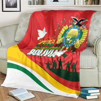Red Bolivia-themed blanket with 200 years emblem, dove, coat of arms, and flag stripes