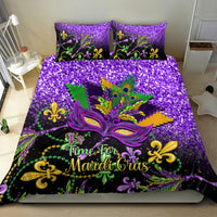 Purple Mardi Gras bedding set with glitter texture, masquerade mask, and fleur-de-lis "It’s Time for Mardi Gras"