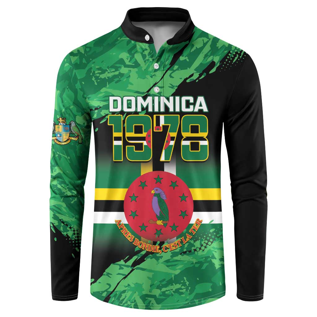 Green and black button sweatshirt with Dominican 1978 graphic, long sleeves.