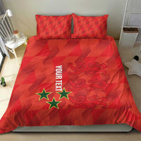 Red bedding set with two pillow shams and duvet, geometric pattern, Your Text, crest and stars