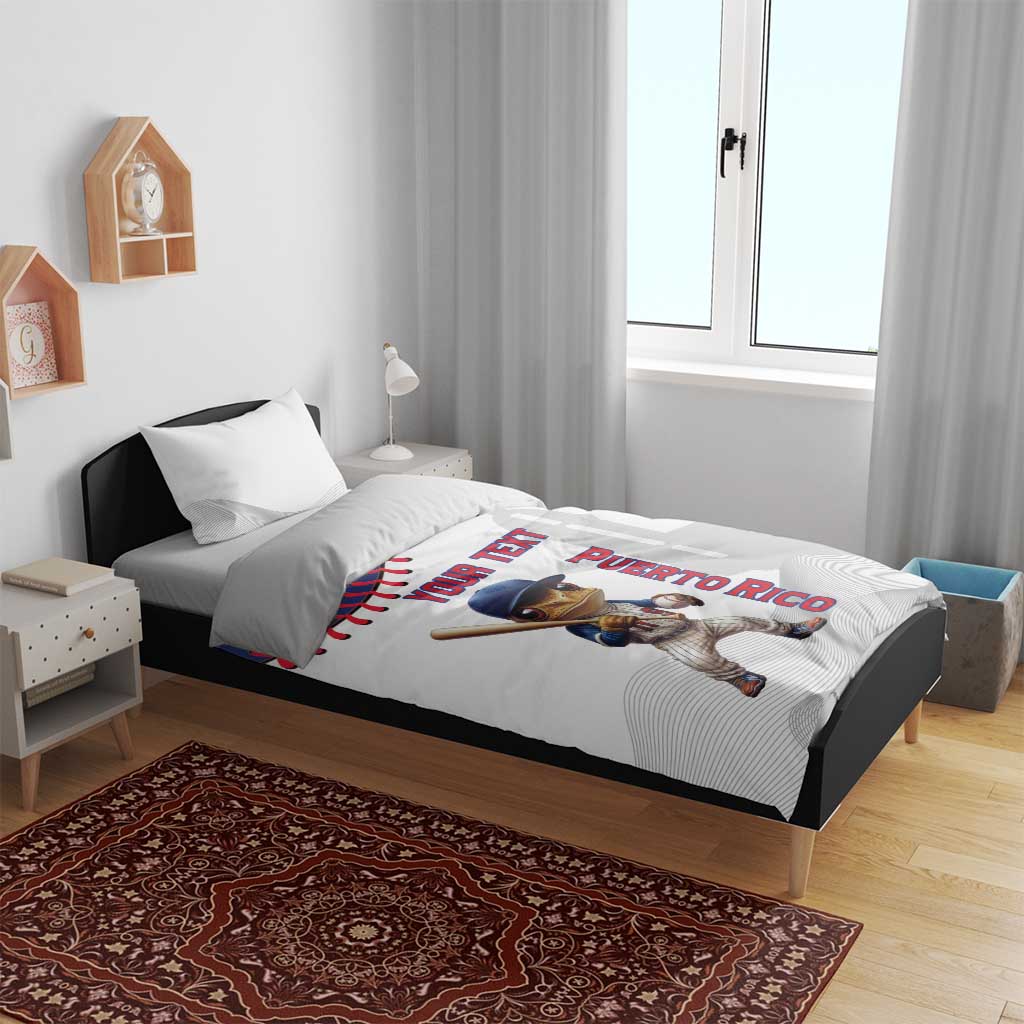 White baseball bedding set on bed with Coqui mascot graphic and Puerto Rico-themed design.