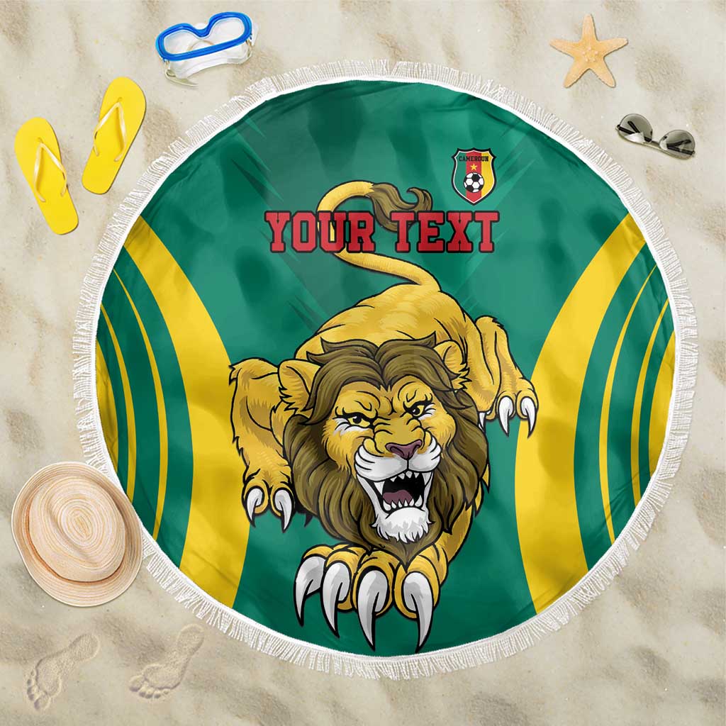 Green round beach blanket with yellow stripes, lion graphic, crest, and “YOUR TEXT”.