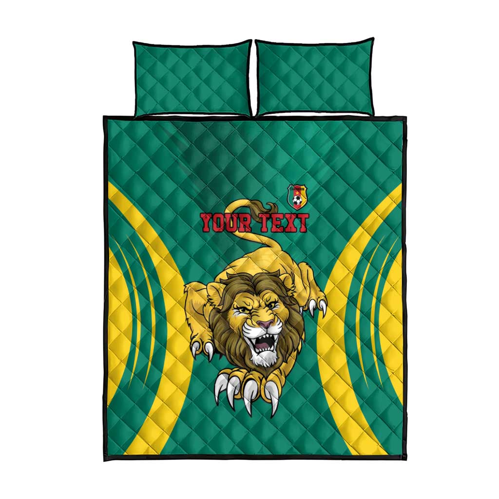 Green quilt with lion graphic and red “YOUR TEXT” front, plus two pillowcases