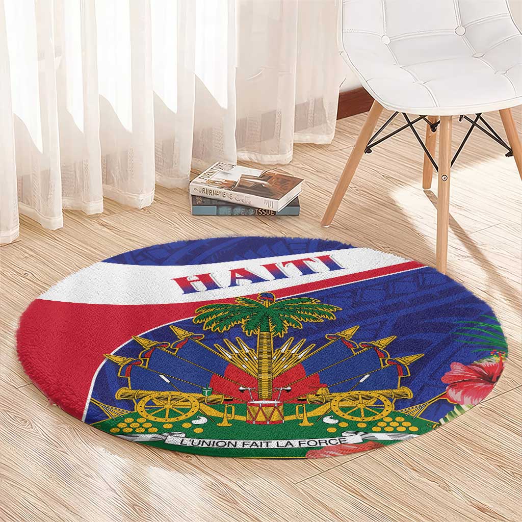 Round carpet with "HAITI" title and emblematic symbols, blue red and white border colors.