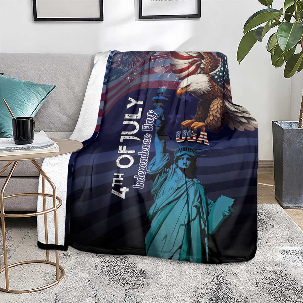 USA holiday blanket featuring eagle and Statue of Liberty, dark blue with teal highlights