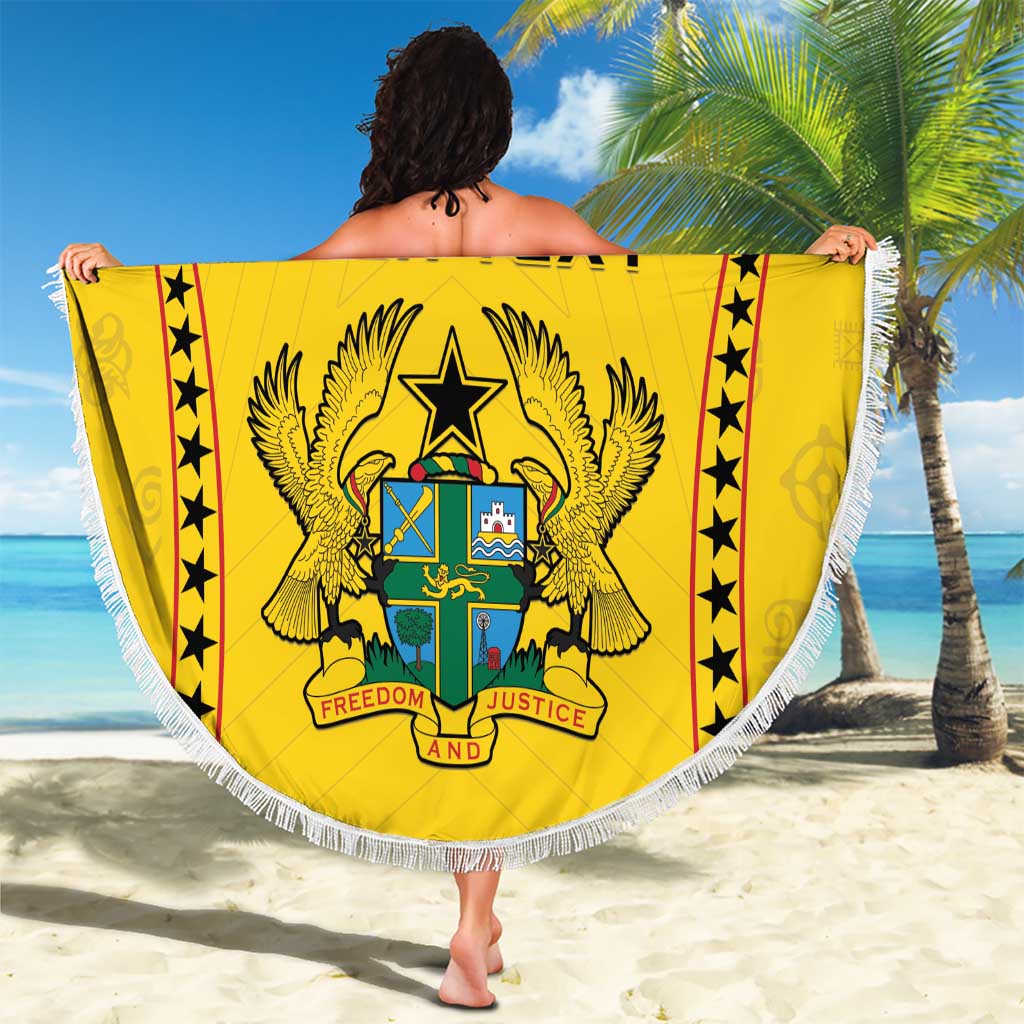Circular yellow beach blanket with coat of arms and 'YOUR TEXT,' surrounded by white fringe.