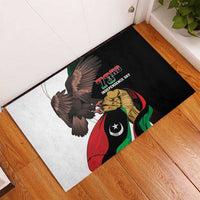 Black rubber doormat with eagle and soldier holding flag, Independence Day text