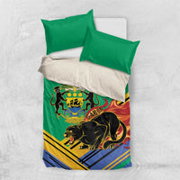 Green bedding set with coat of arms and black panther on duvet, two matching green pillows