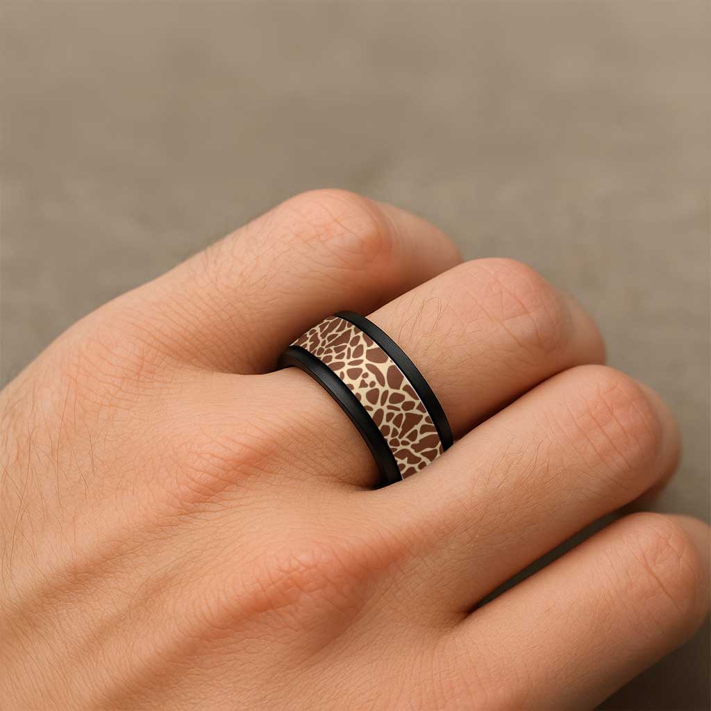 African Giraffe Skin Pattern Spinner Ring - Wonder Print Shop