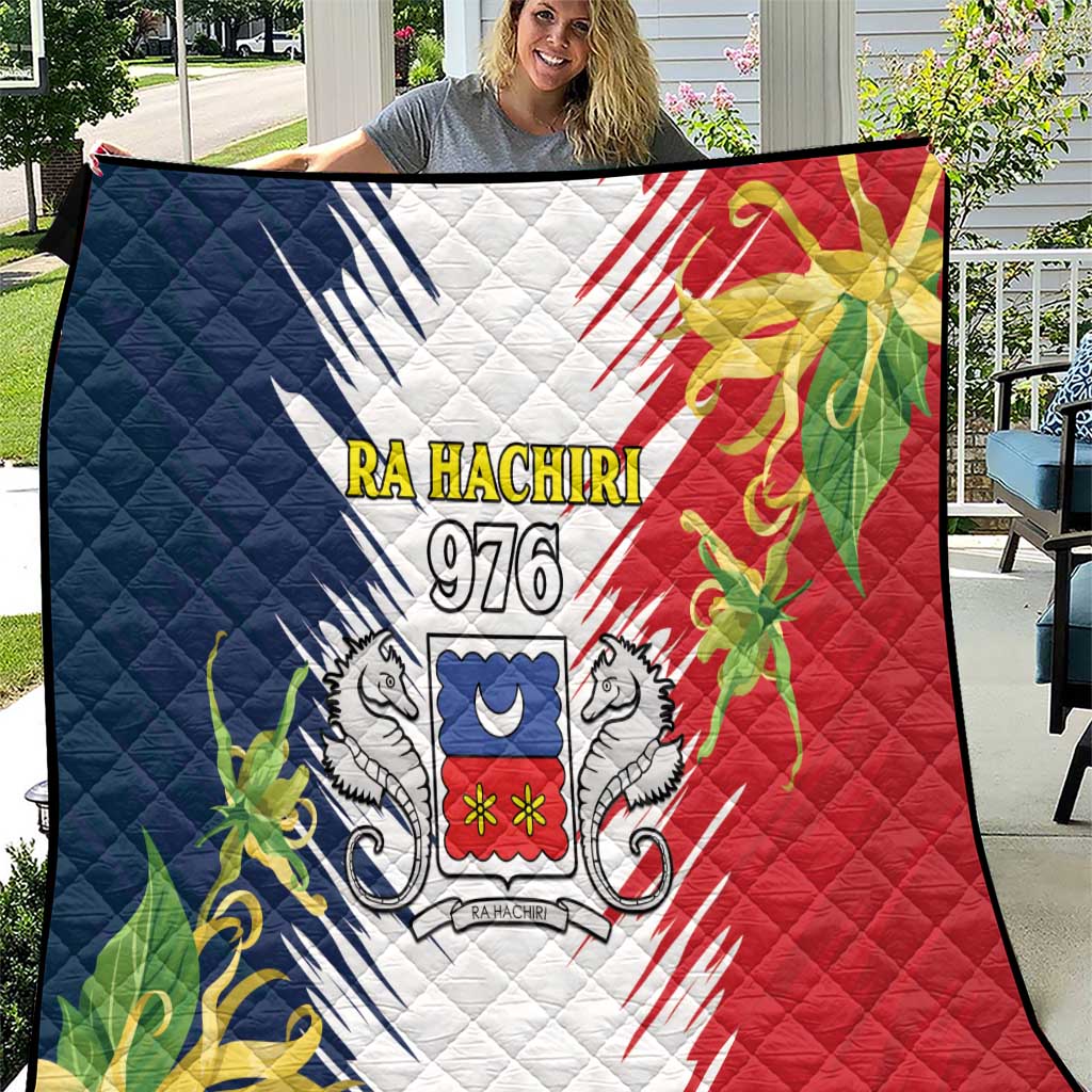 Ra Hachiri 976 Quilt Coat Of Arms With Ylang Ylang