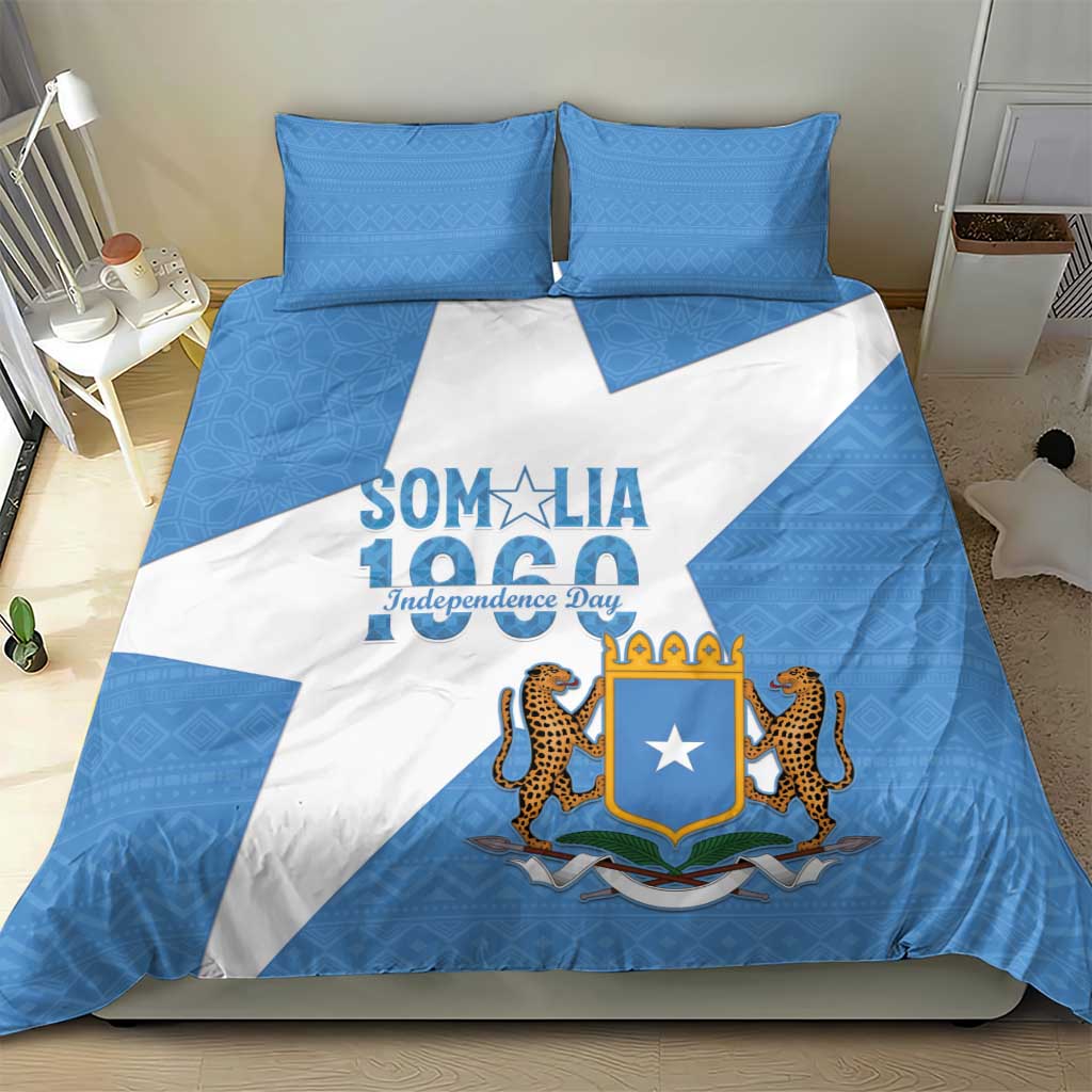Blue and white bedding set with Somalia crest, lions and patterned corner panels