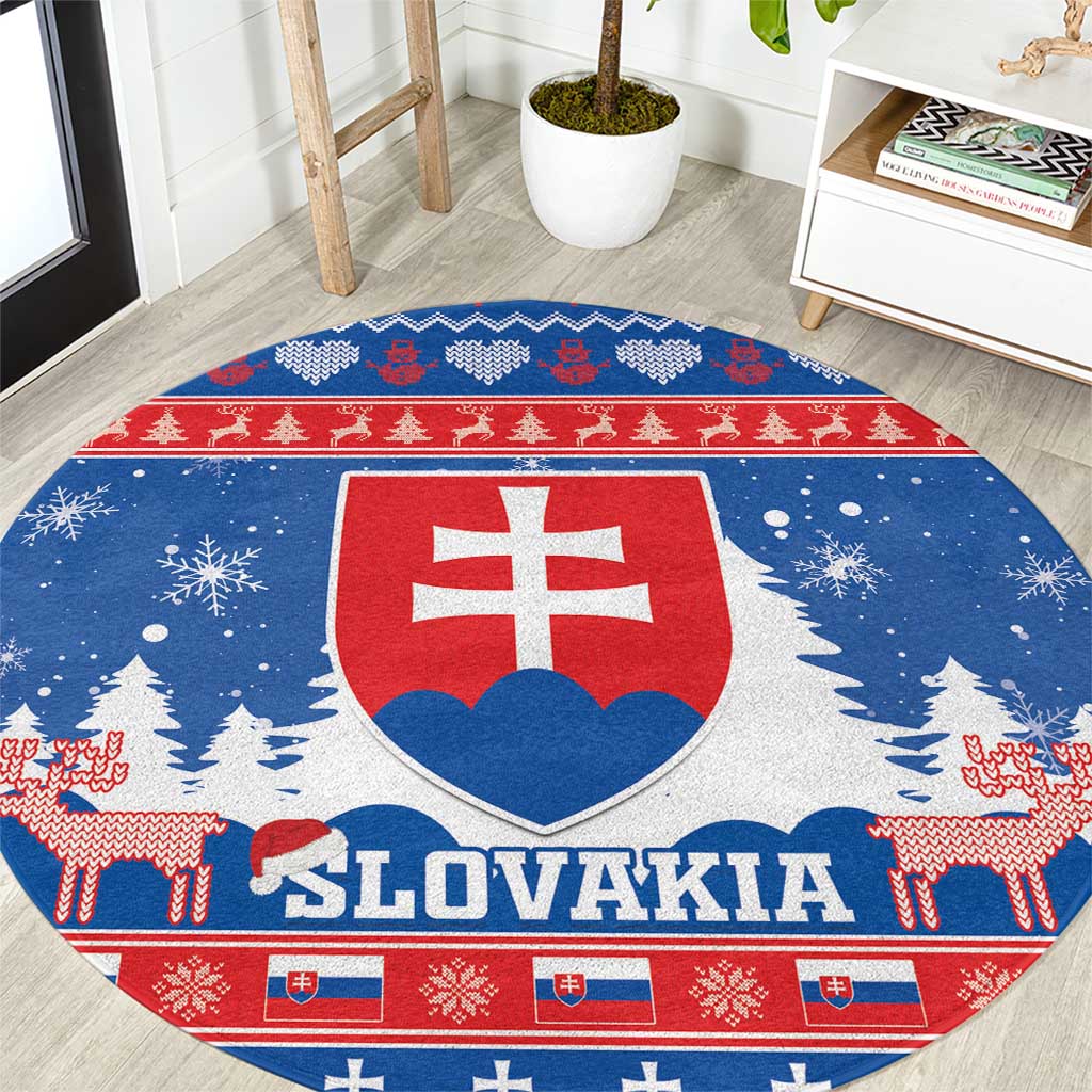 Round Slovakia Christmas carpet with blue red white crest and snowflake border
