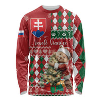 Unisex long-sleeve Christmas shirt in red with green argyle, bear and Slovak crest
