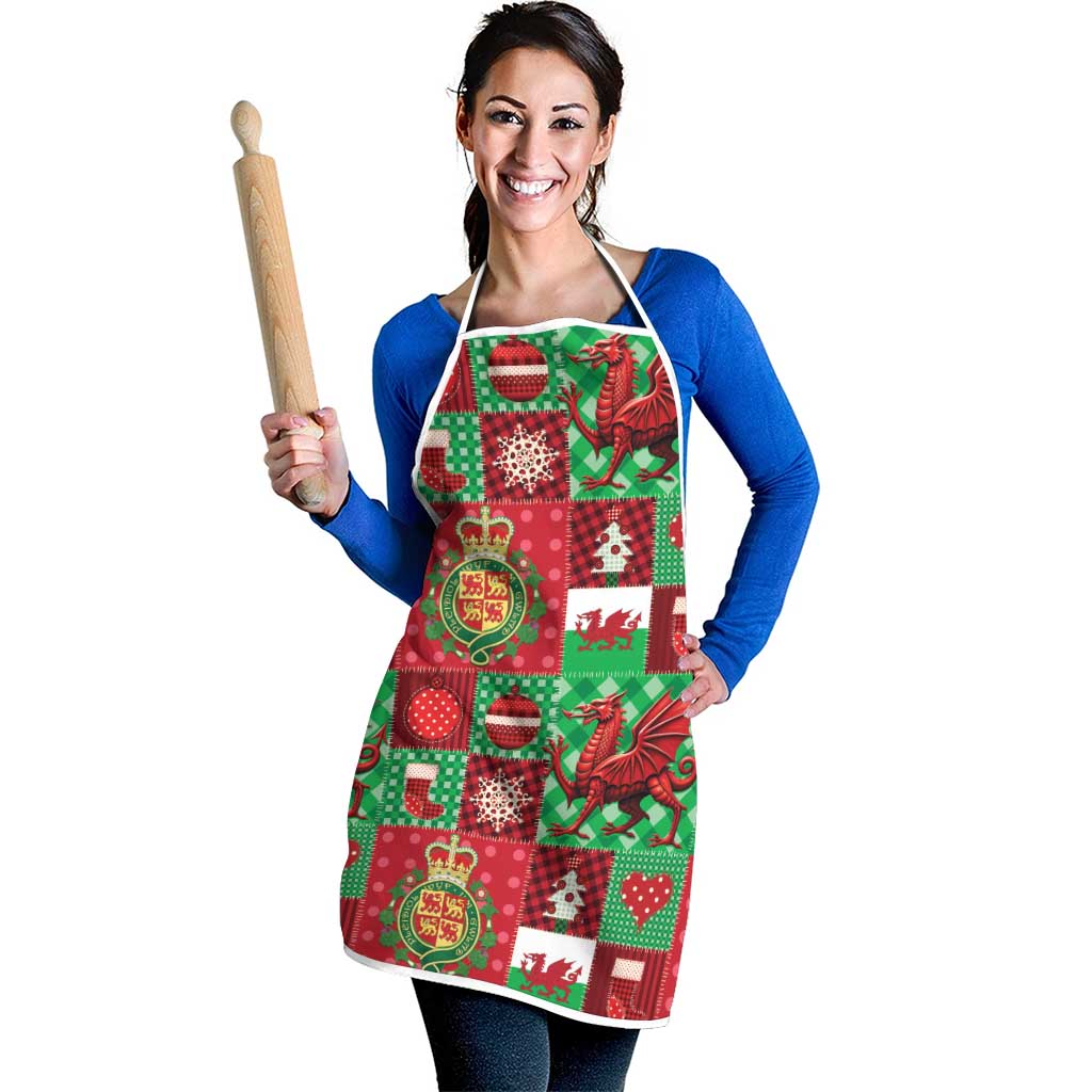 Wales Christmas Patchwork Apron - Wonder Print Shop