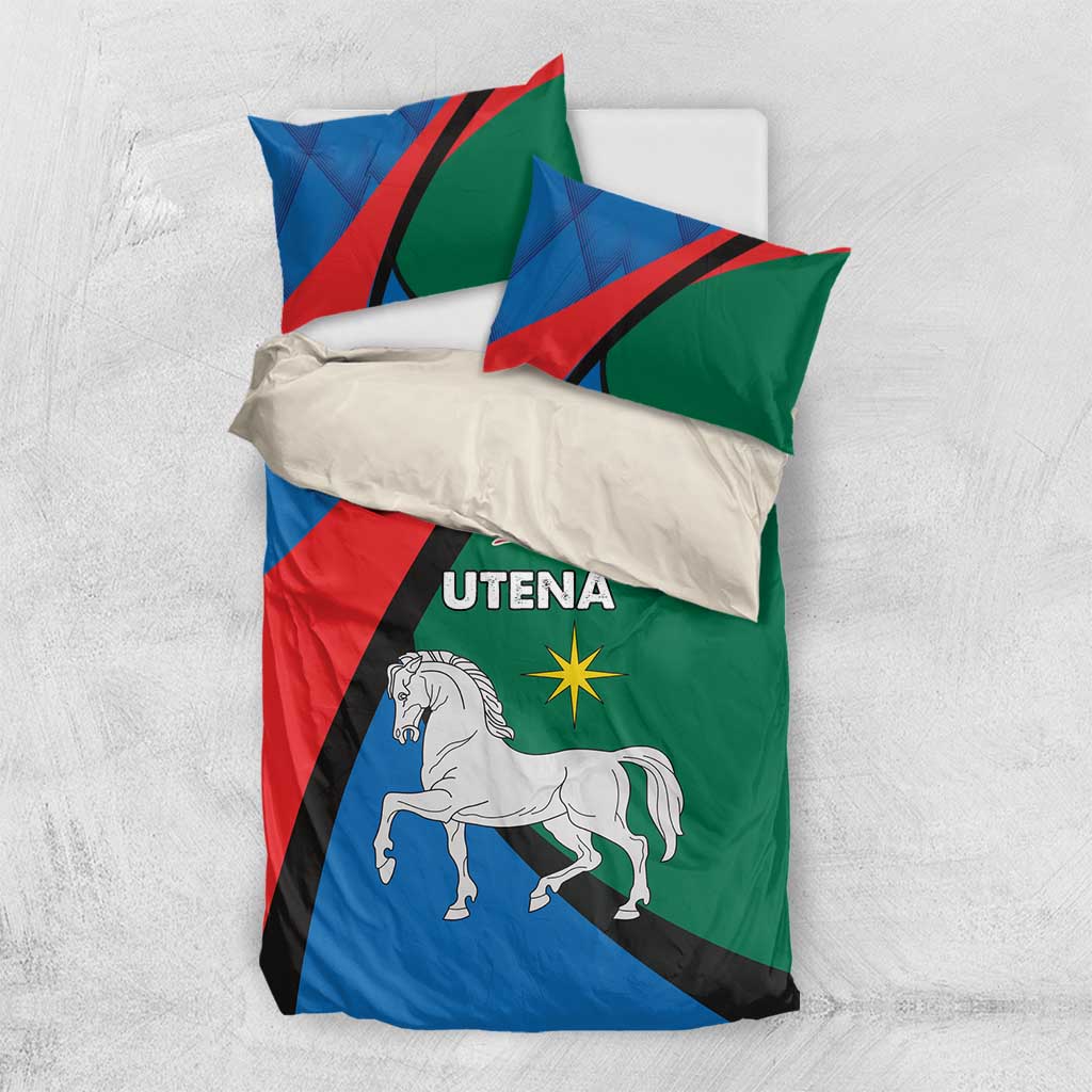 Bedding set with blue, red and green duvet and two pillows, white horse and UTENA