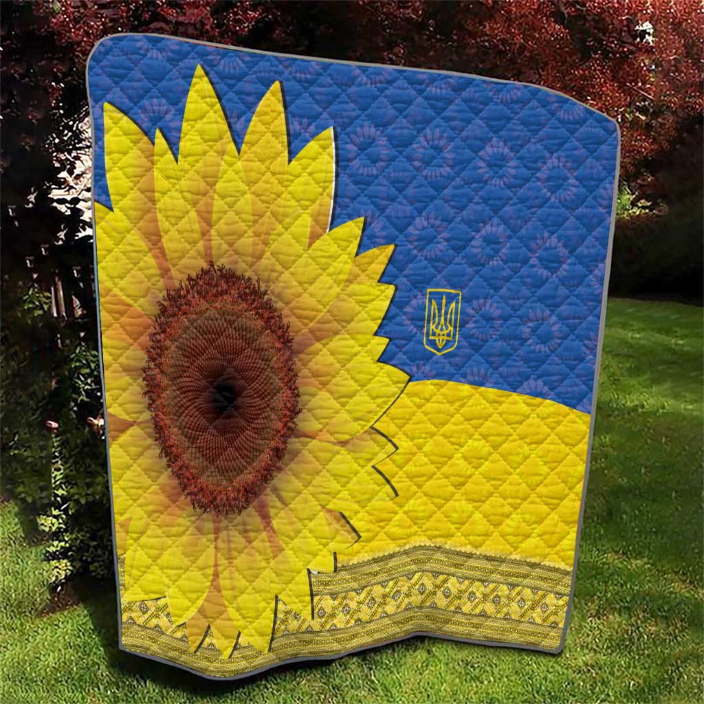 Ukraine National Flag Day Quilt 23 August with Sunflower