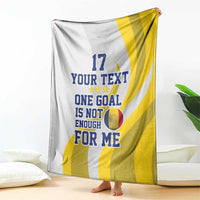 Football blanket, white with yellow diagonal stripes and printed “FOR ME”, number 17