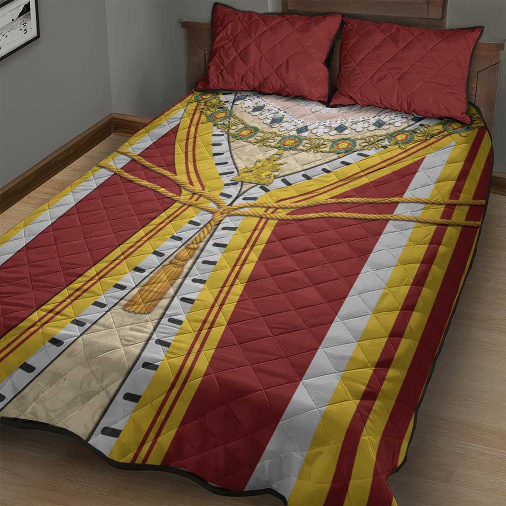 Victoria England Costume Quilt Bed Set - Wonder Print Shop