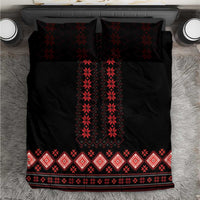 Black bedding set with red folk-style border, central vertical diamond patterns, 2 shams