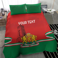 Personalized bedding set with red-and-green duvet and two pillowcases, “YOUR TEXT”