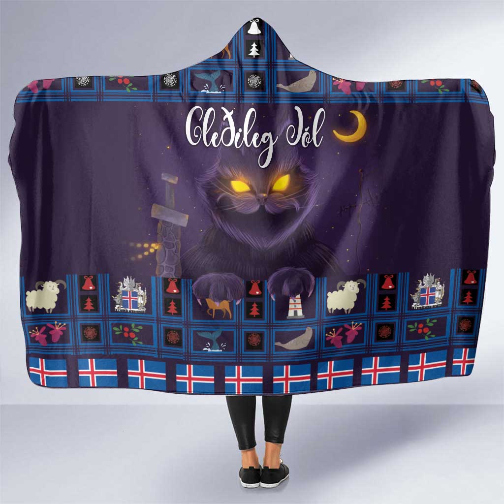 Iceland Christmas Hooded Blanket Yule Cat Christmas Lightning Art