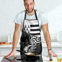 Brittany Ermine Celtic Apron Black Celtic Triskels - Wonder Print Shop