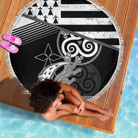 Brittany Ermine Celtic Beach Blanket Black Celtic Triskels - Wonder Print Shop