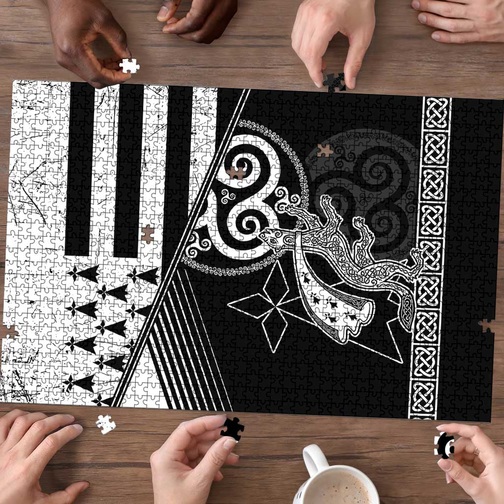 Brittany Ermine Celtic Puzzle Black Celtic Triskels - Wonder Print Shop
