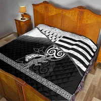 Brittany Ermine Celtic Quilt Black Celtic Triskels - Wonder Print Shop