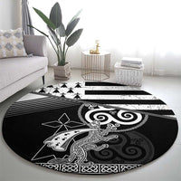 Brittany Ermine Celtic Round Carpet Black Celtic Triskels - Wonder Print Shop