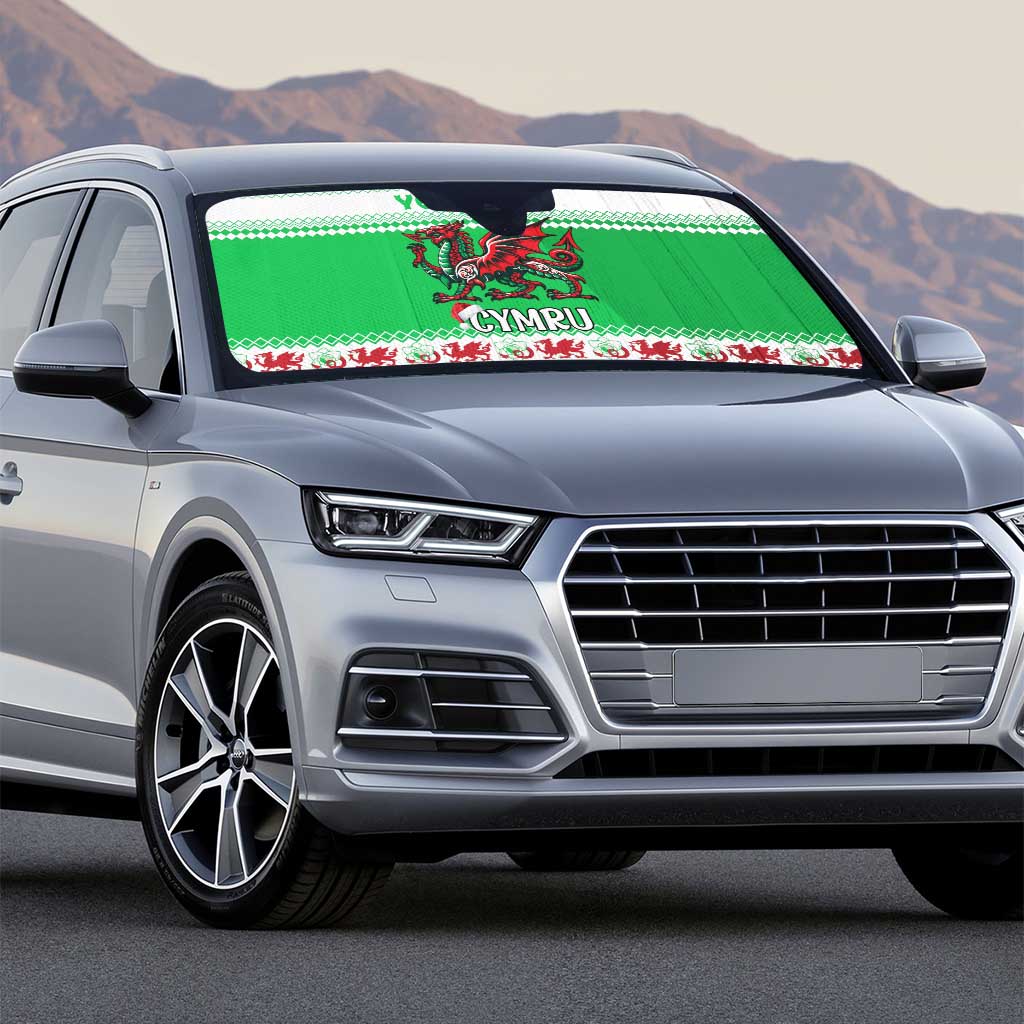 Green car windshield sun shade with Wales dragon emblem and 'CYMRU' text
