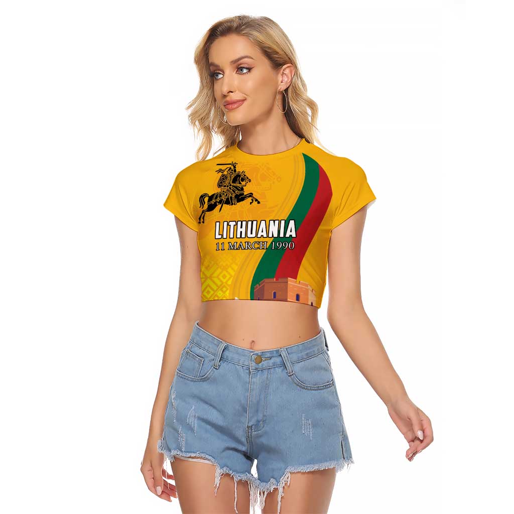 Personalized Lithuania Independence Restoration Day Raglan Cropped T Shirt Gediminas Tower Flag Style