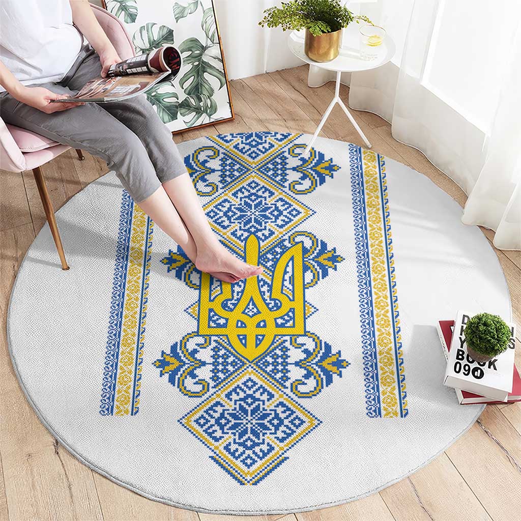 Vyshyvanka Day Round Carpet Ukrainian Folk Traditions Pattern White Version