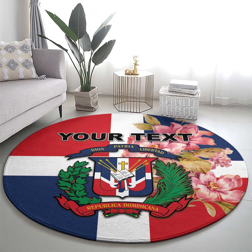 Round red personalized carpet featuring Dominican crest, palm leaves, and “YOUR TEXT”