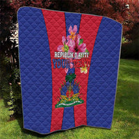Haiti flag coat of arms quilt, blue border with red center panel and crest graphic