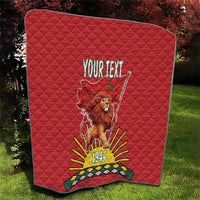 Red quilt blanket with lion-and-flag motif, 'YOUR TEXT' lettering, and 1944