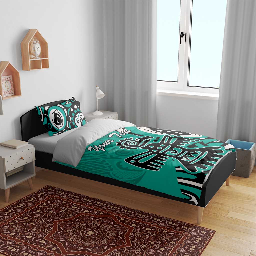 Turquoise bedding set with “Your Text,” eagle and totem pattern on duvet with pillows