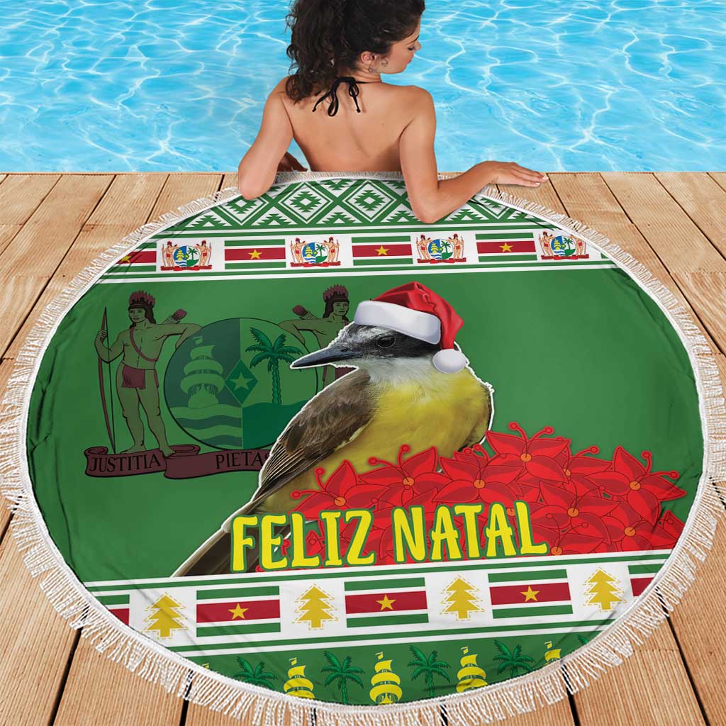 Green round beach blanket with white fringe, Santa bird and “FELIZ NATAL” holiday text